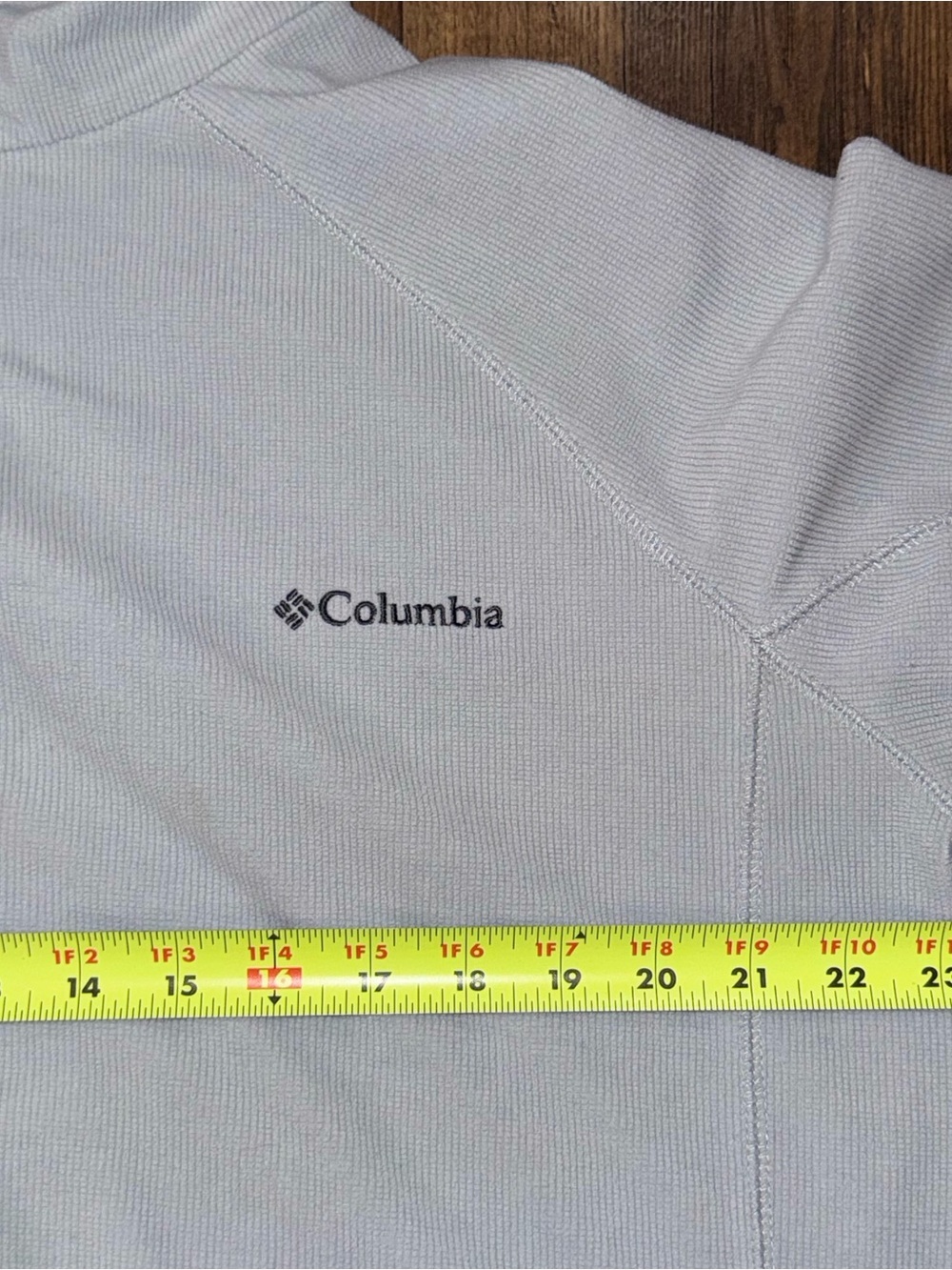 Columbia Light Gray Half-Zip Fleece Pullover with Dark Trim - Picture 8 of 10